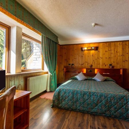 Hotel Bouton D'Or - Cogne Kültér fotó