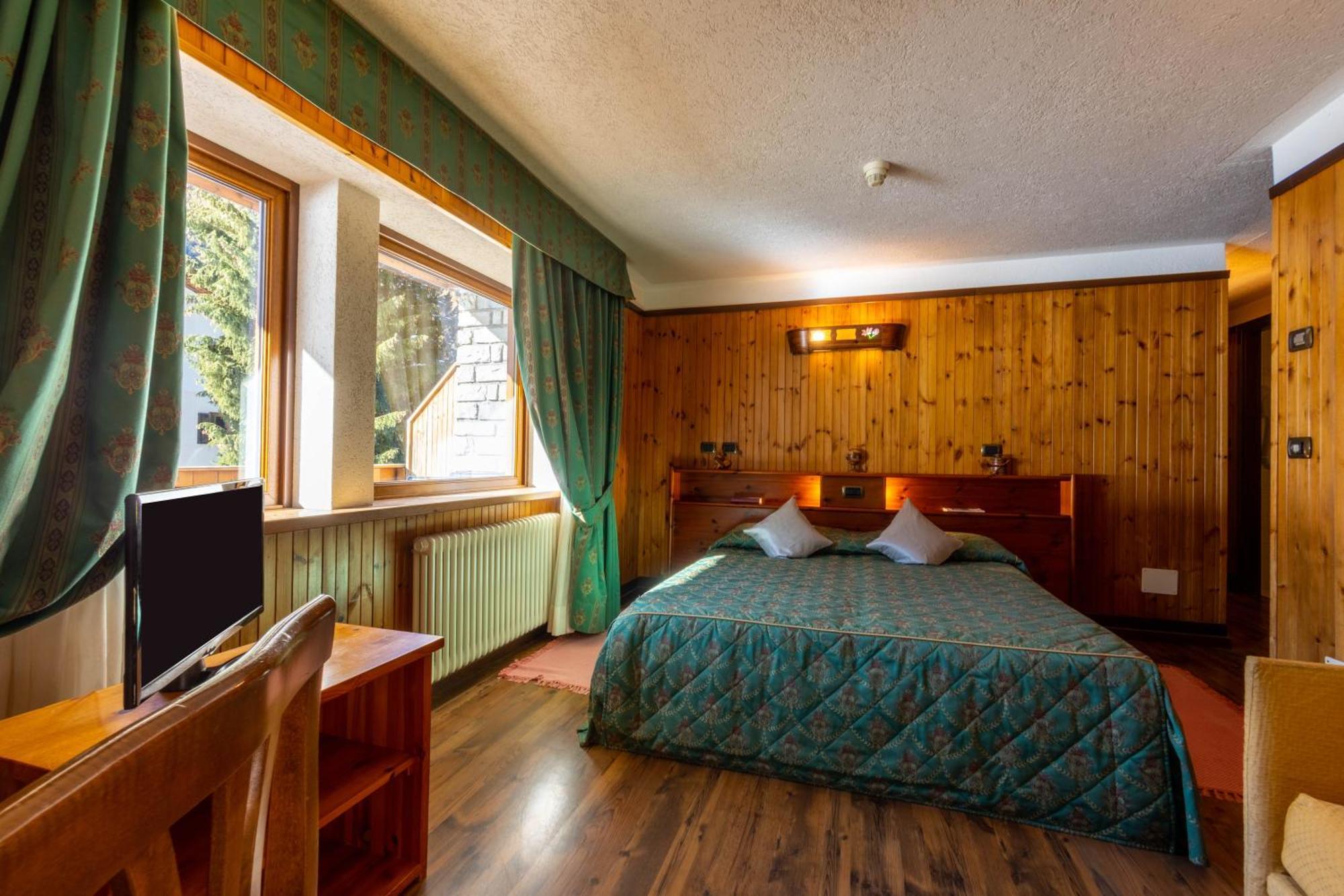 Hotel Bouton D'Or - Cogne Kültér fotó