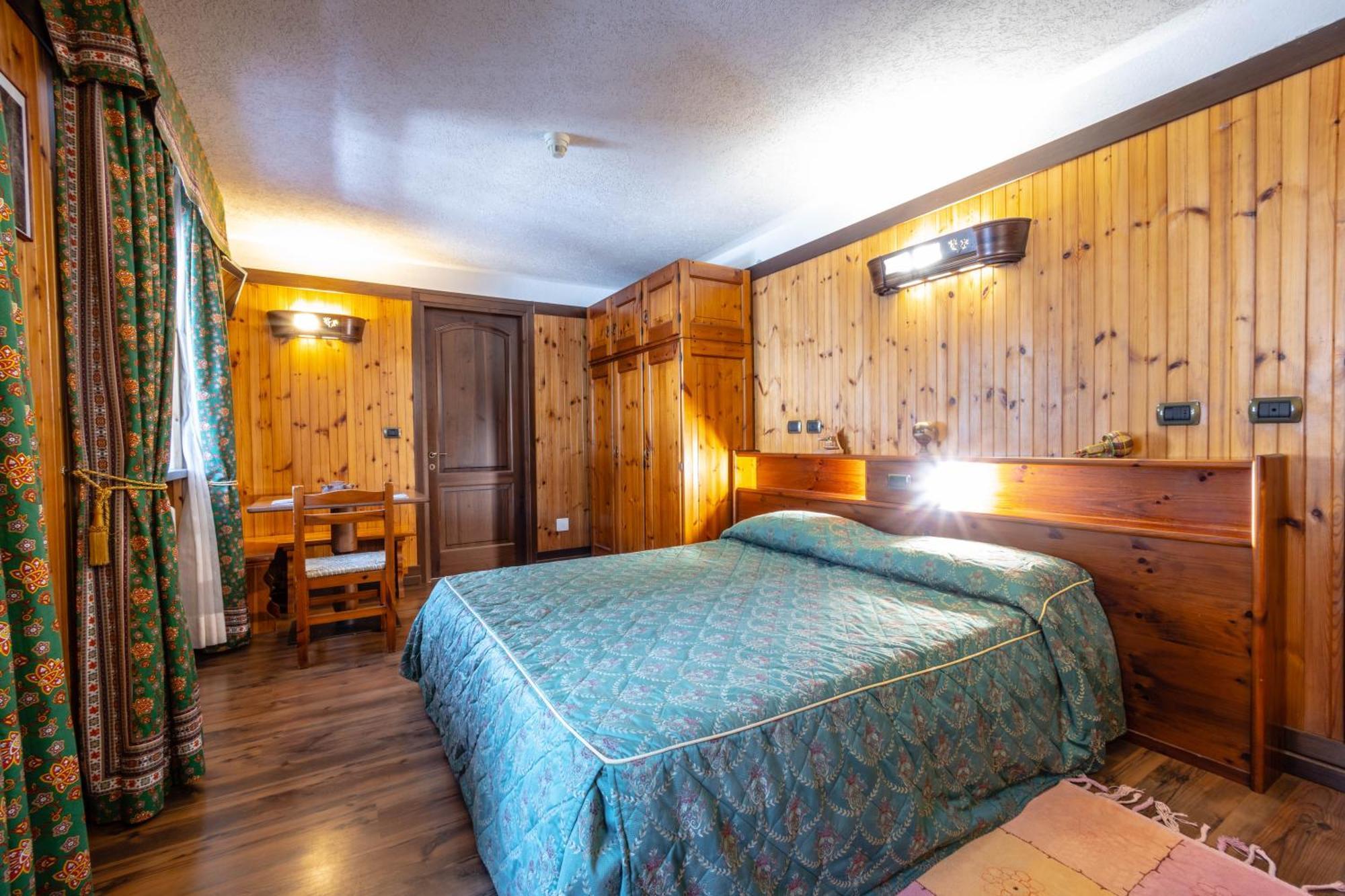 Hotel Bouton D'Or - Cogne Kültér fotó